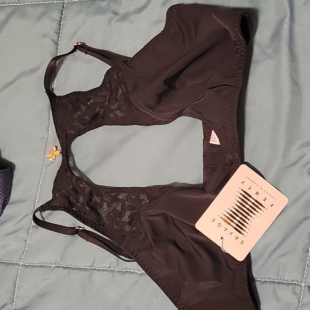 Savage fenty small bra top